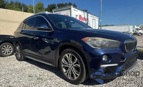 2016 BMW X1 xDrive28I z USA, uszkodzony, nr VIN WBXHT3C37G5E51978